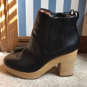 Madewell Macro Chelsea Boots